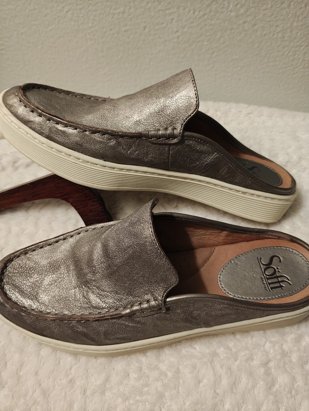 Sofft Metallic Gray Slip-On Loafer Size 9